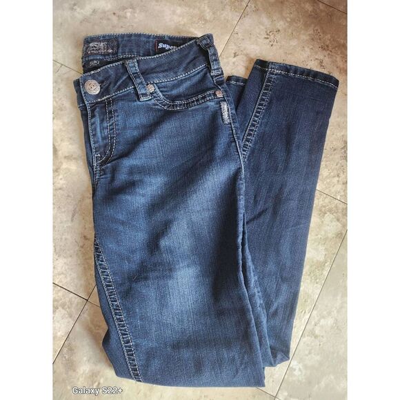 38 Silver Suki mid rise super stretch skinny jeans - Picture 3 of 9
